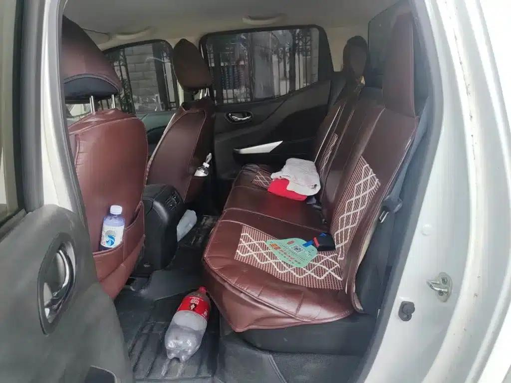 2017 Navara 2.5L Automatic 2WD Luxury Edition QR25 — миниатюра 15