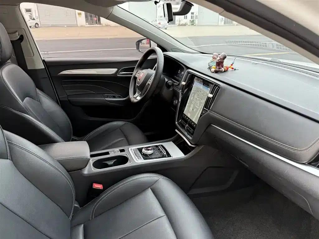 Roewe i6 New Energy 2017 45T Hybrid Connected Smart Edition — миниатюра 14