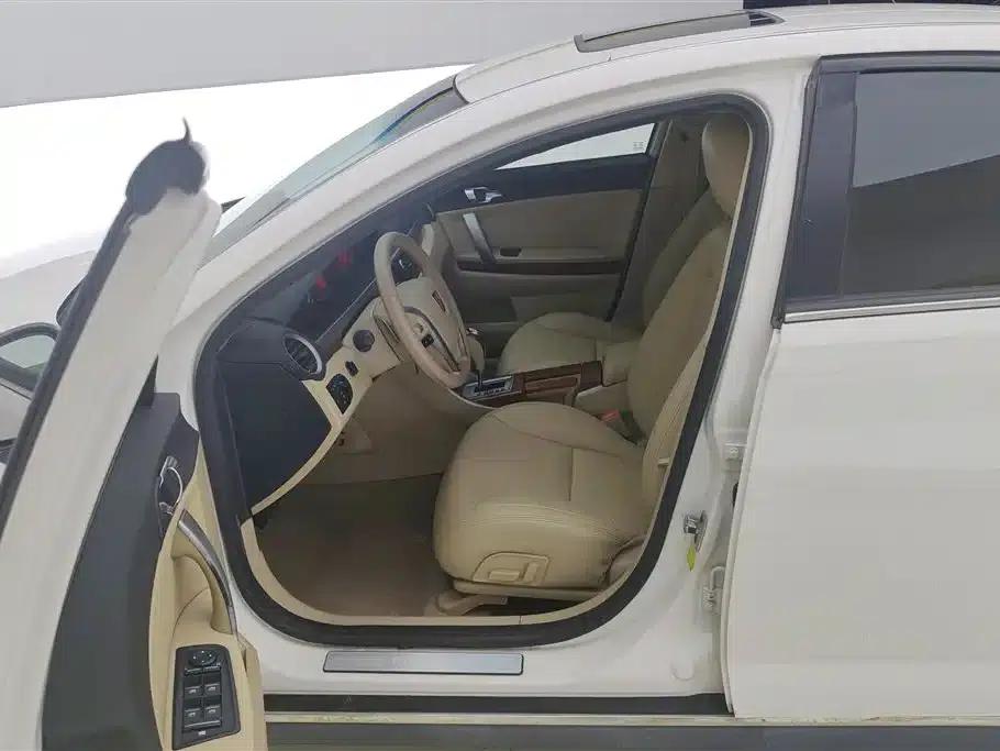Roewe 550 2012 Model 550 1.8L Automatic Value Edition — миниатюра 9