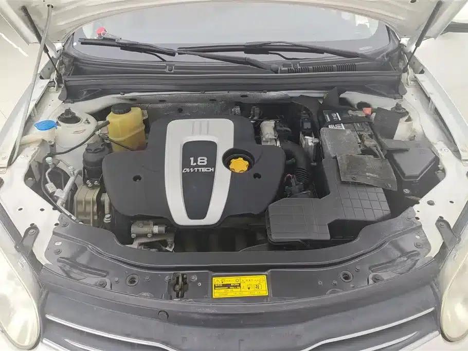 Roewe 550 2012 Model 550 1.8L Automatic Value Edition — миниатюра 10