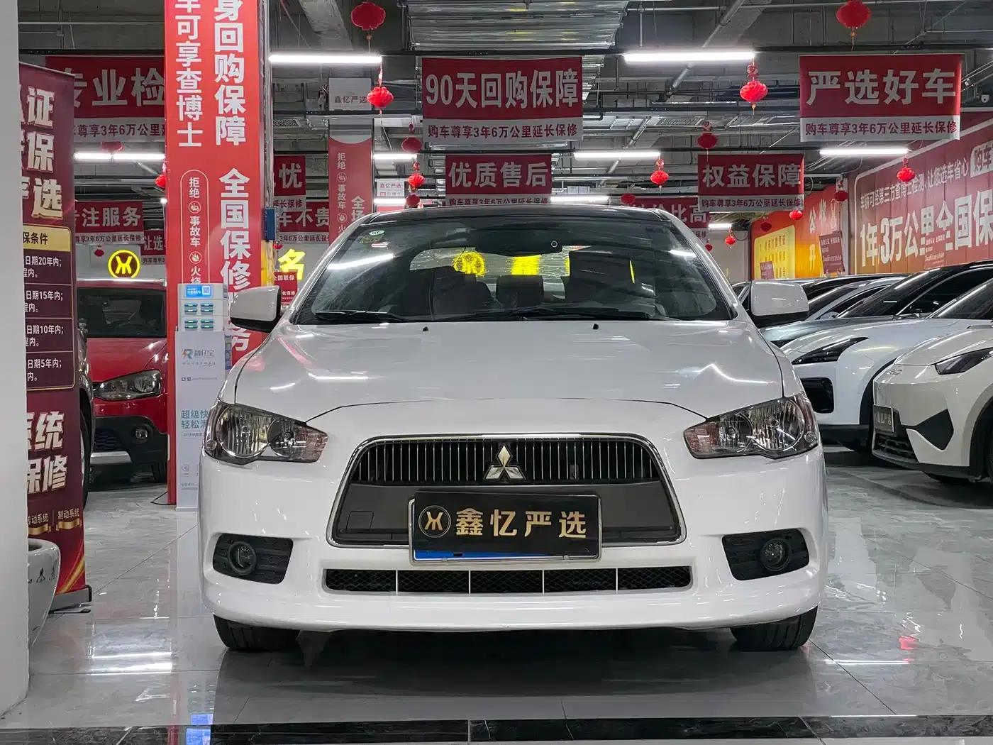 Lancer EX 2013 Luxury Edition 1.8L Manual — миниатюра 2