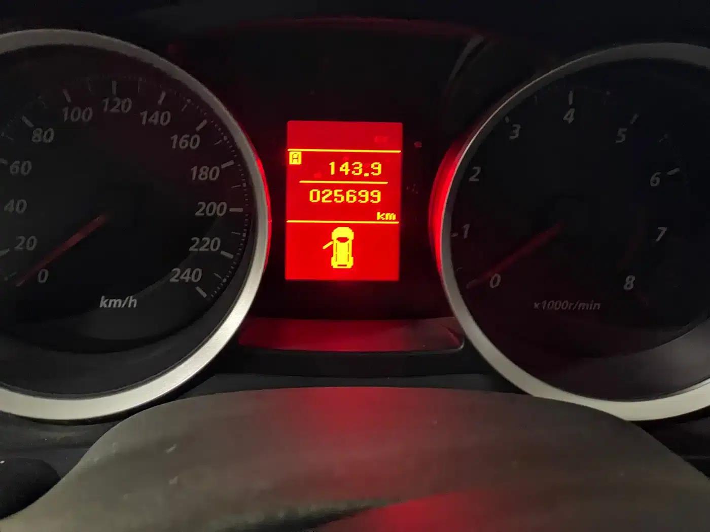 Lancer EX 2013 Luxury Edition 1.8L Manual — миниатюра 5