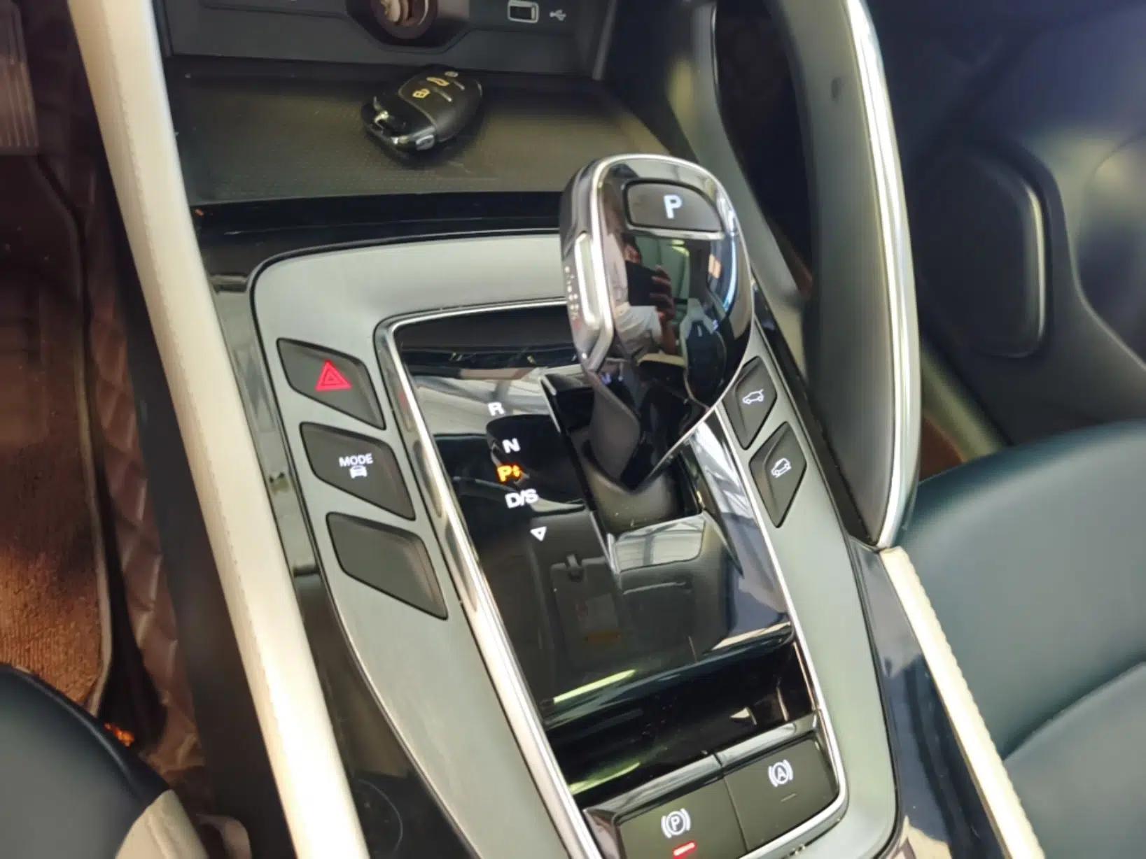 MG Pilot 2021 300TGI Automatic Two-Wheel Drive Trophy Prestige Edition — миниатюра 21