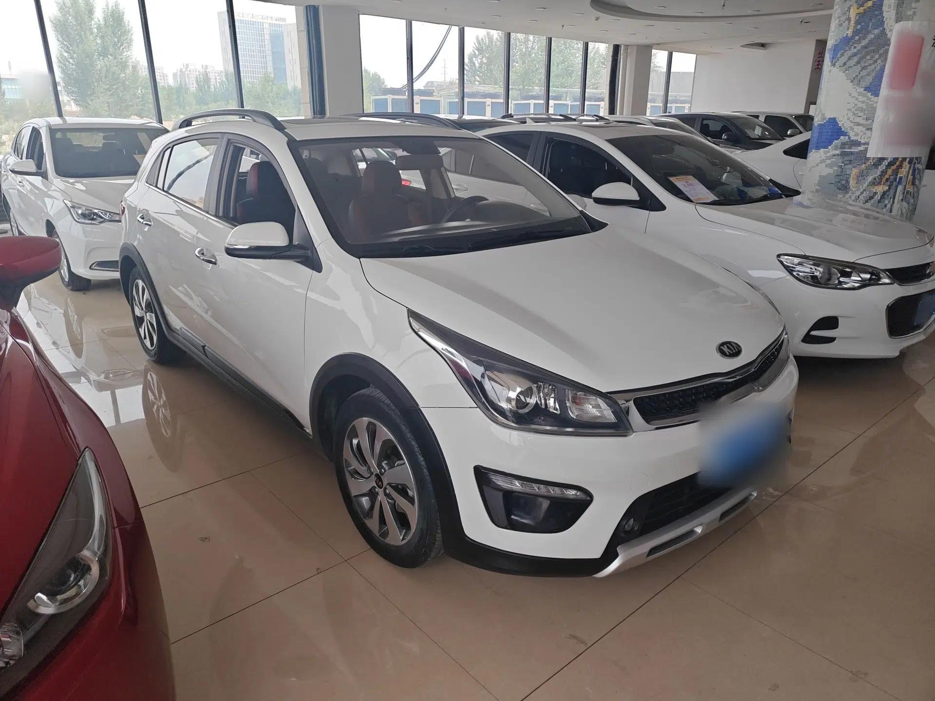 Kia KX Cross 2018 1.6L Automatic Dynamic Sunroof Version — миниатюра 3