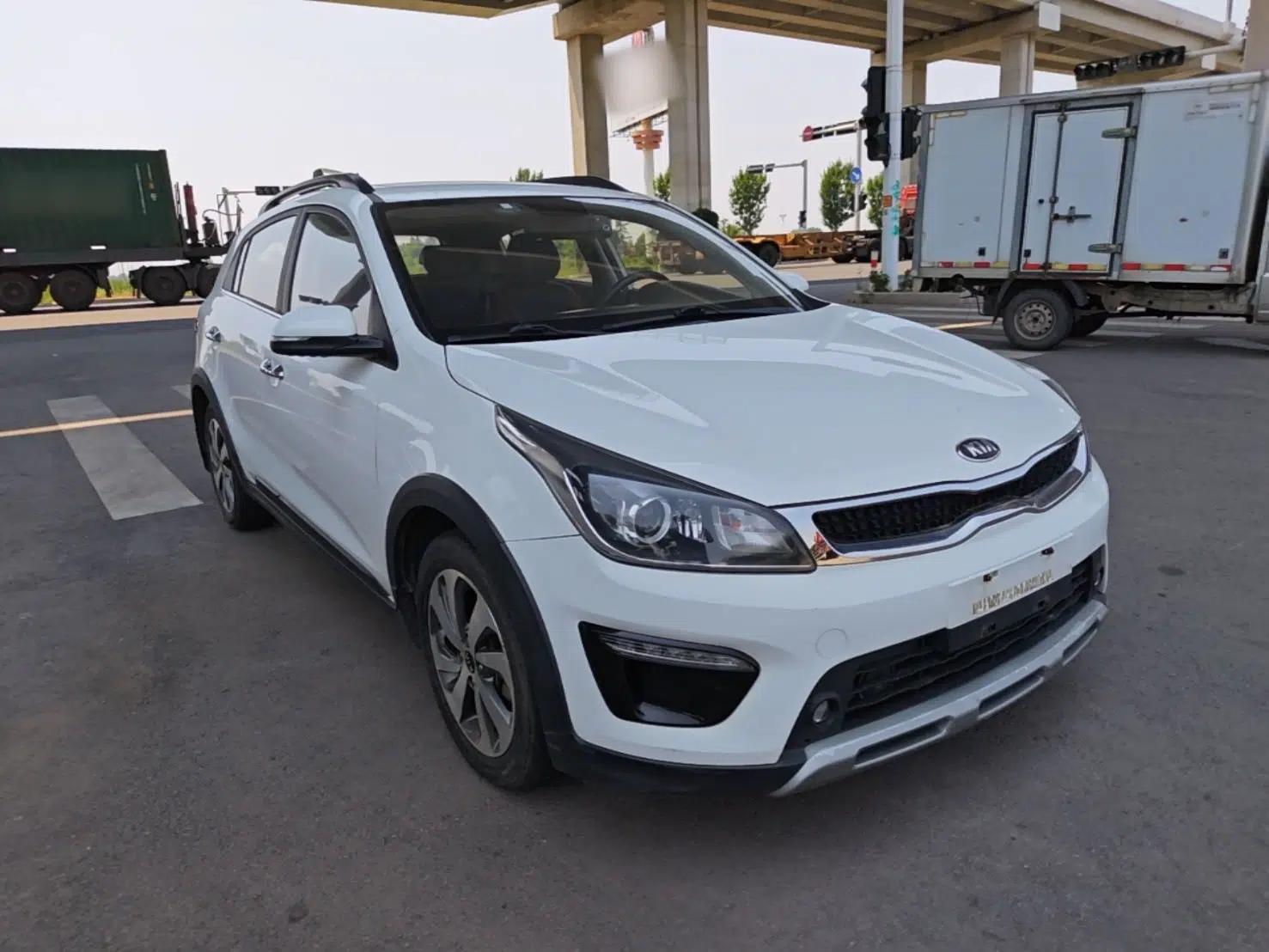 Kia KX Cross 2018 1.6L Automatic Dynamic Sunroof Version — миниатюра 3
