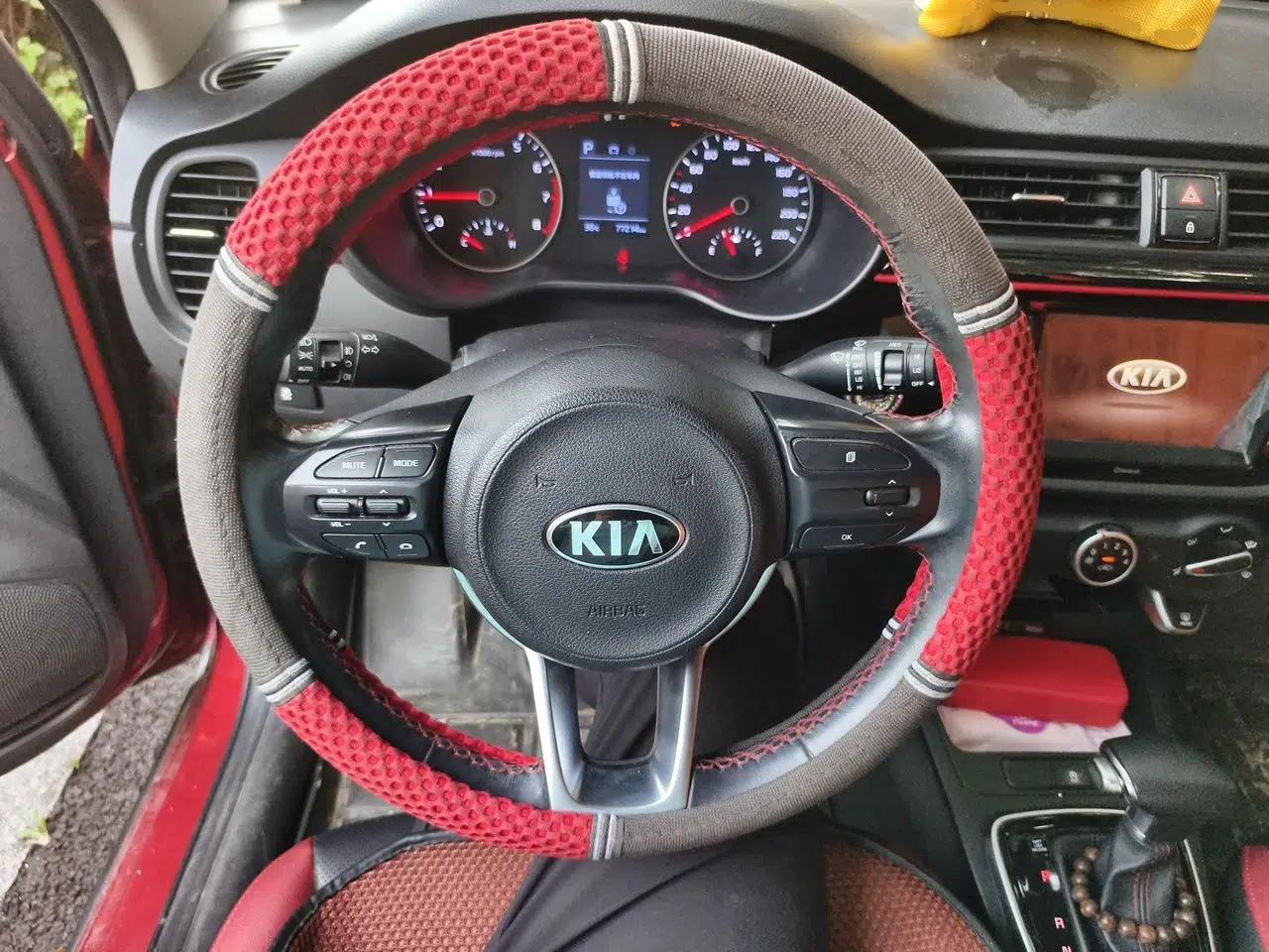 Kia KX Cross 2018 1.6L Automatic Dynamic Sunroof Version — миниатюра 10