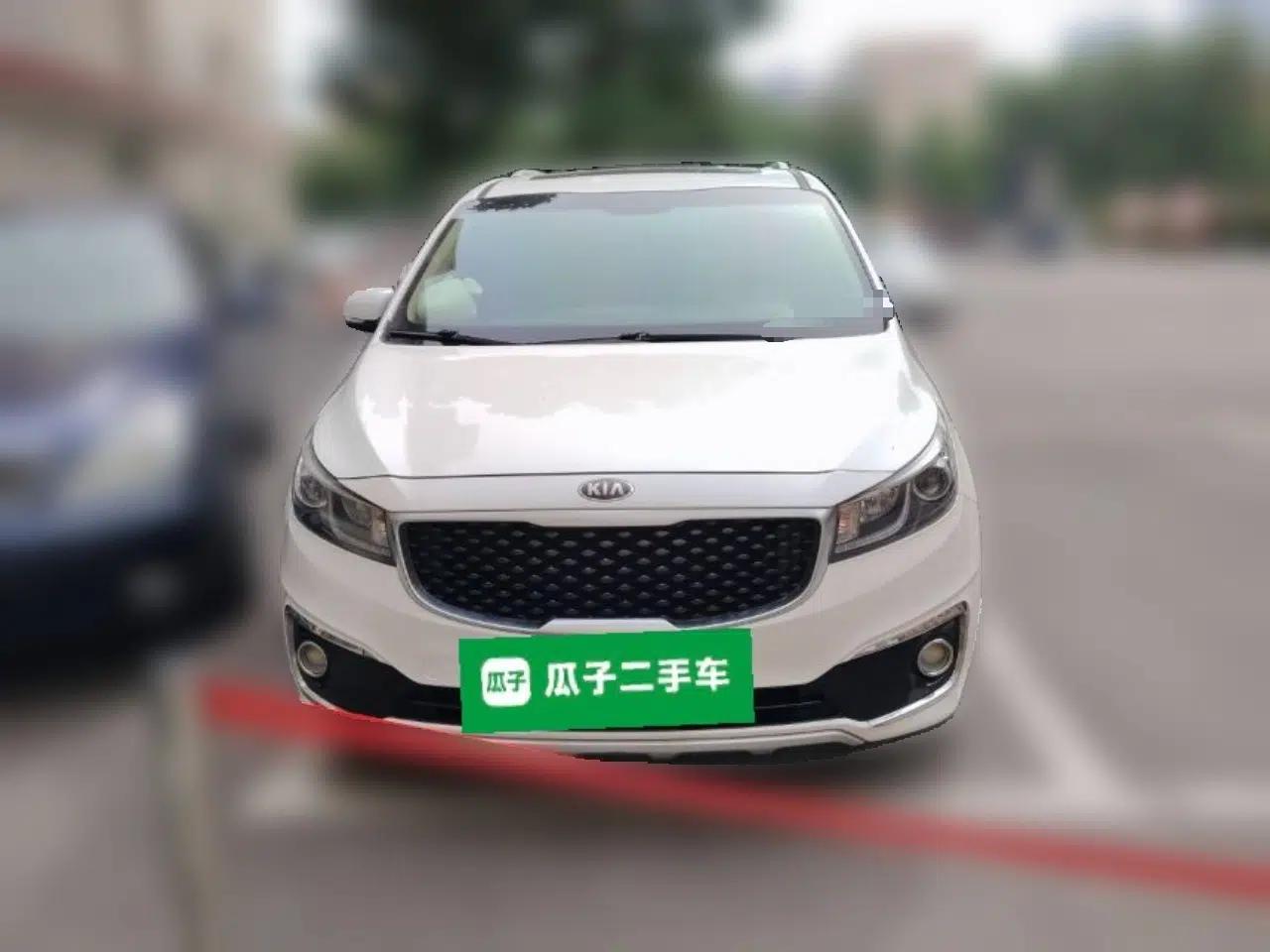 Kia Carnival 2015 3.3 GDI Luxury Edition China IV Standard — миниатюра 2