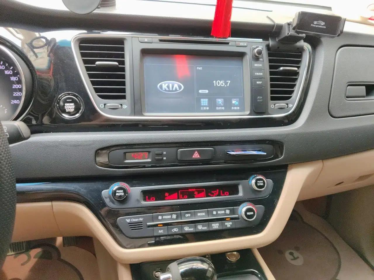 Kia Carnival 2015 3.3 GDI Luxury Edition China IV Standard — миниатюра 13