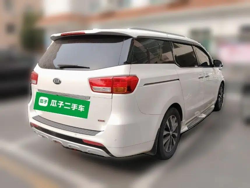 Kia Carnival 2015 3.3 GDI Luxury Edition China IV Standard — миниатюра 6