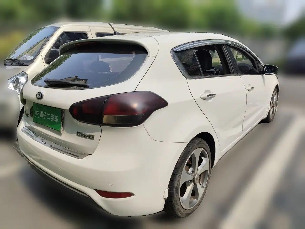 Kia K3S 2014 1.6L Automatic GLS — миниатюра 4