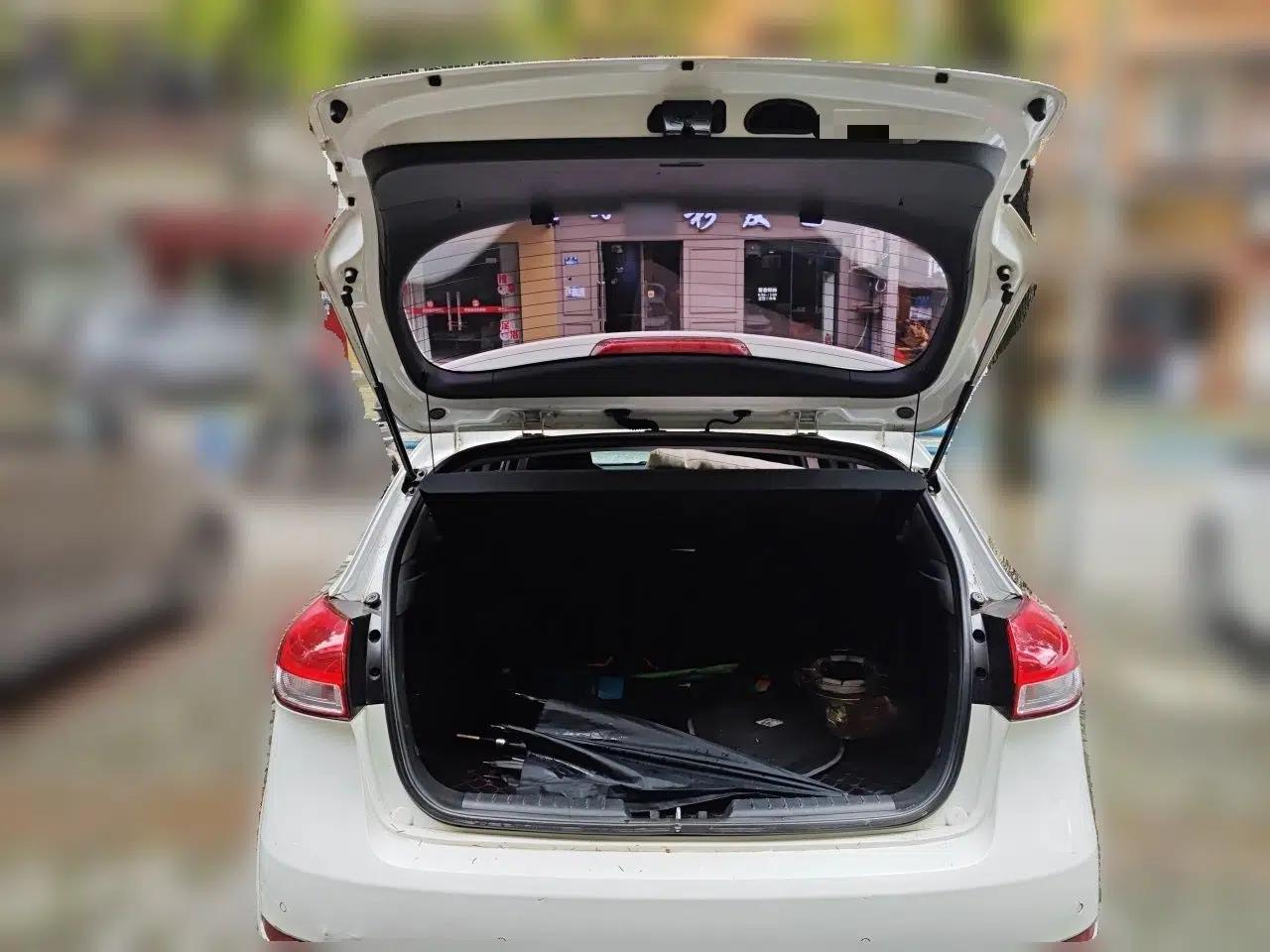 Kia K3S 2014 1.6L Automatic GL — миниатюра 14
