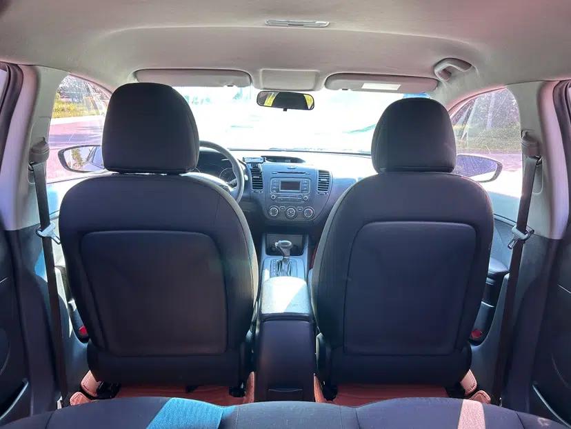 Kia K3S 2014 1.6L Automatic GL — миниатюра 17