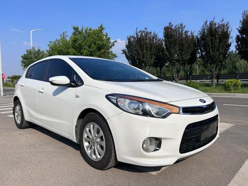 Kia K3S 2014 1.6L Automatic GL — миниатюра 5