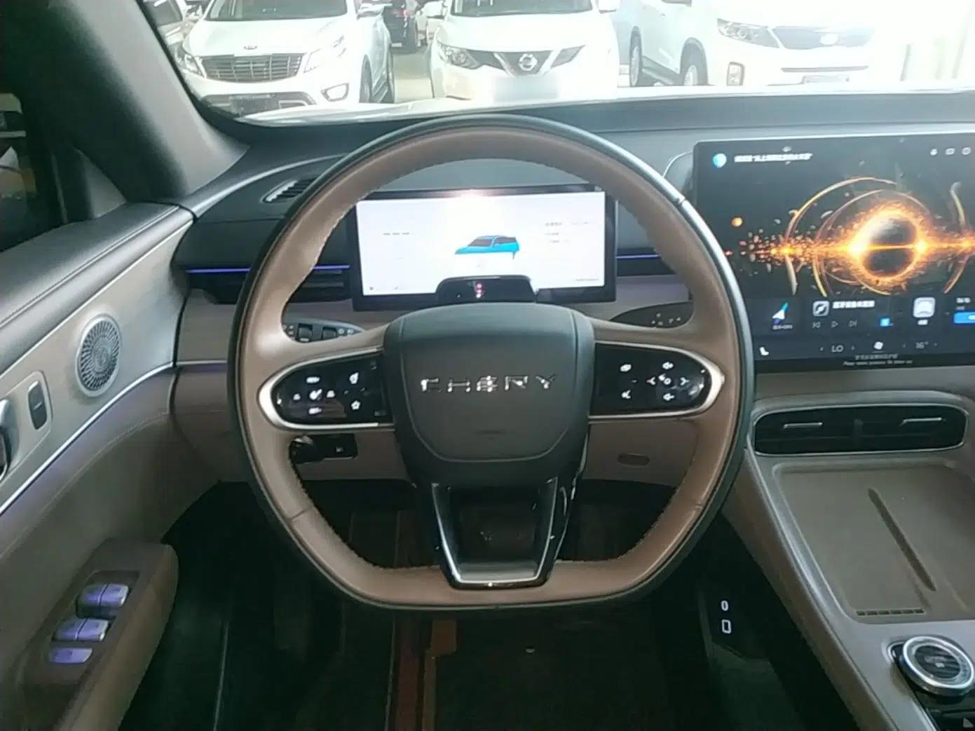 Chery Tiggo 8 PLUS C-DM 2025 1.5T 116 km Prestige Version 5 Seats — миниатюра 13