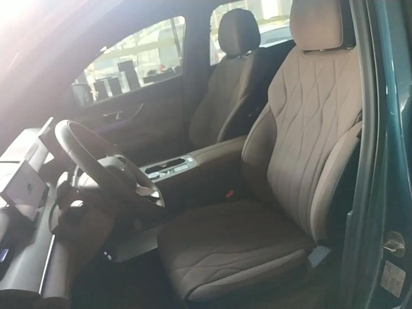 Chery Tiggo 8 PLUS C-DM 2025 1.5T 116 km Prestige Version 5 Seats — миниатюра 17