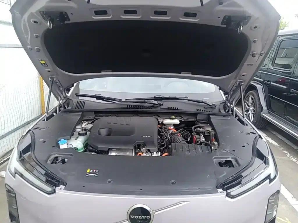 2026 Volvo XC70 Plug-in Hybrid (Two-Wheel Drive, Long Range, Core) — миниатюра 20