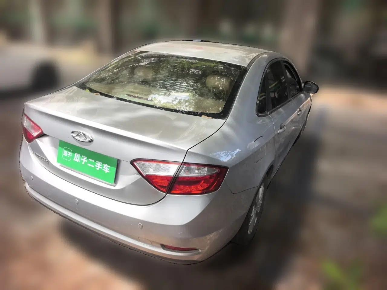 Chery Arrizo 7 2013 1.6L Manual ZhiShang Edition — миниатюра 6