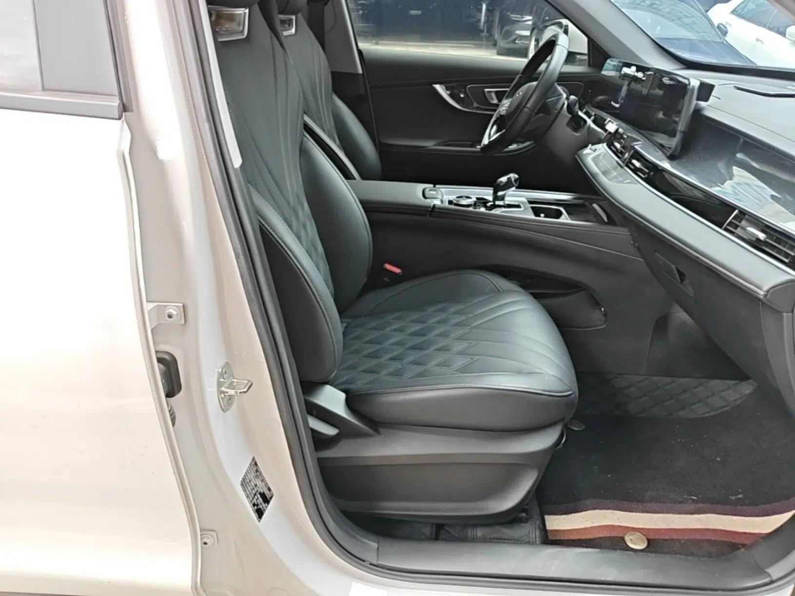Chery Tiggo 7 PLUS New Energy 2023 1.5T Zhiyuan Trim — миниатюра 19