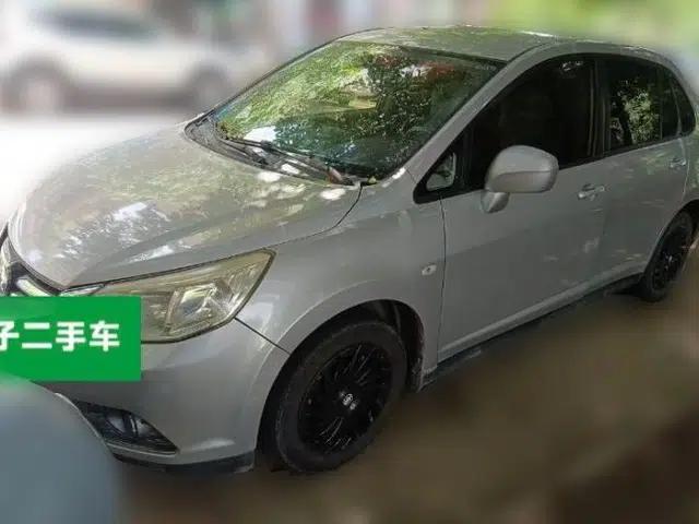 Venucia D50 2015 1.6L Automatic Fashion Edition