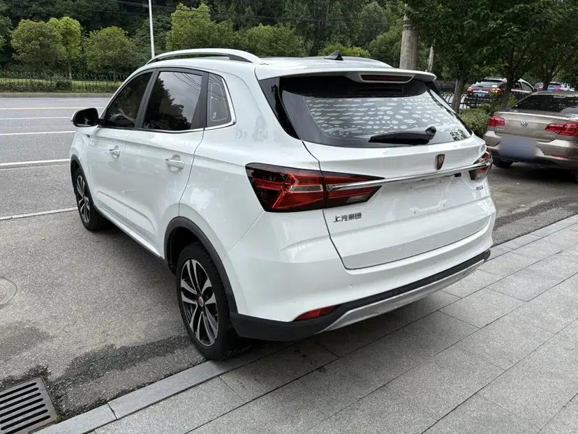 Roewe RX3 2018 1.6L CVT Internet Smart Edition — миниатюра 4