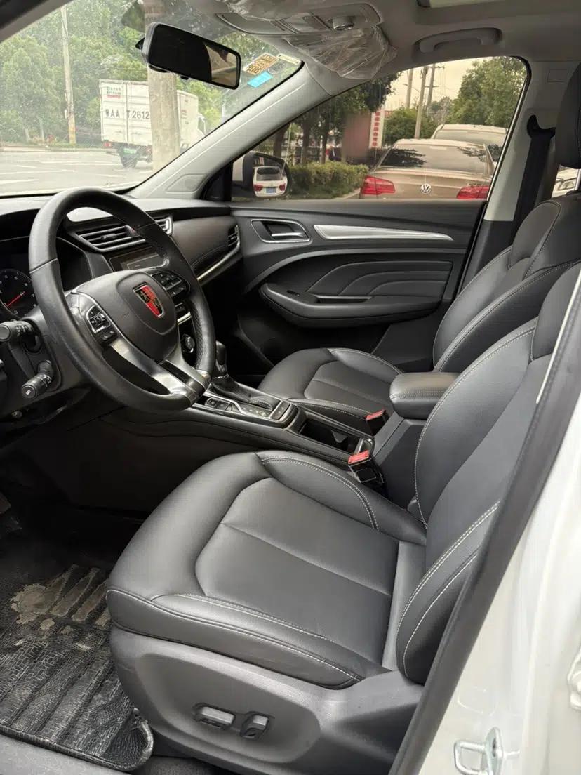 Roewe RX3 2018 1.6L CVT Internet Smart Edition — миниатюра 9