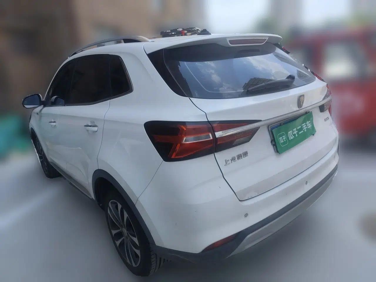 Roewe RX3 2018 1.6L Manual Internet Smart Edition — миниатюра 4