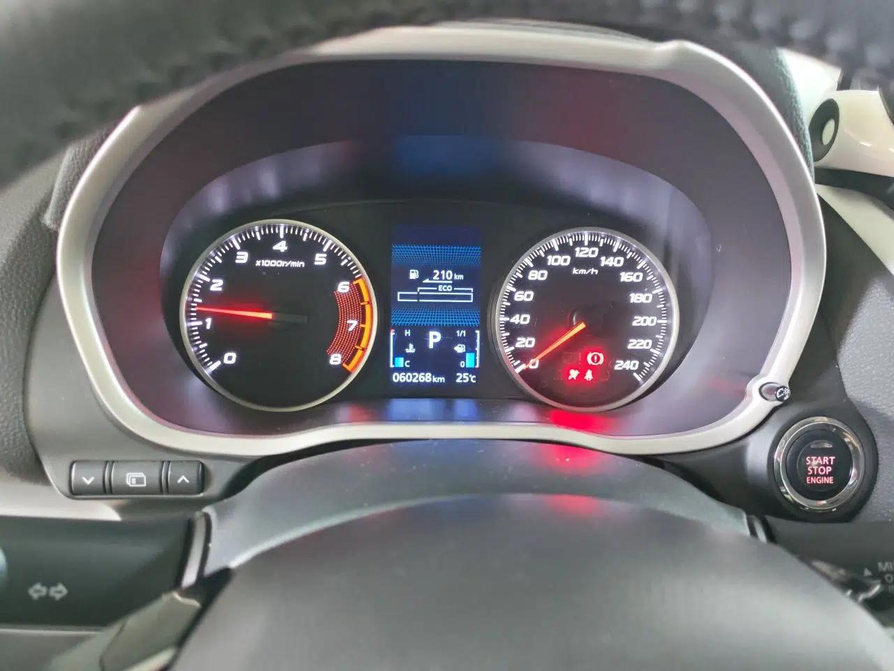 Mitsubishi Eclipse Cross 2021 1.5T CVT Two-Wheel Drive Dream Edition — миниатюра 11