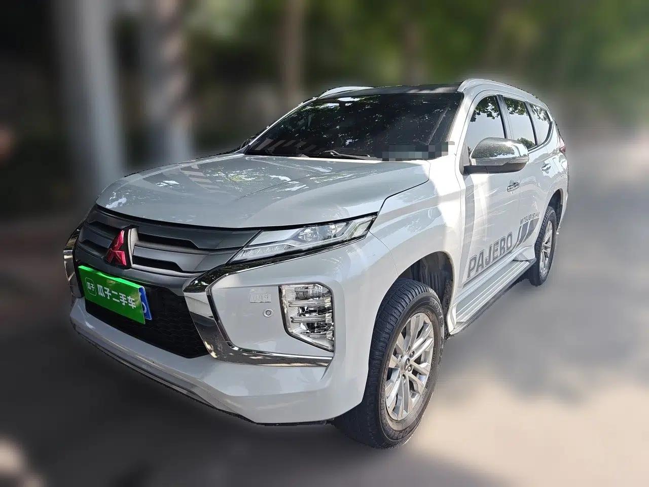 Mitsubishi Pajero Sport Pajero Pinin 3.0 Gasoline Automatic 7-Seater — миниатюра 1