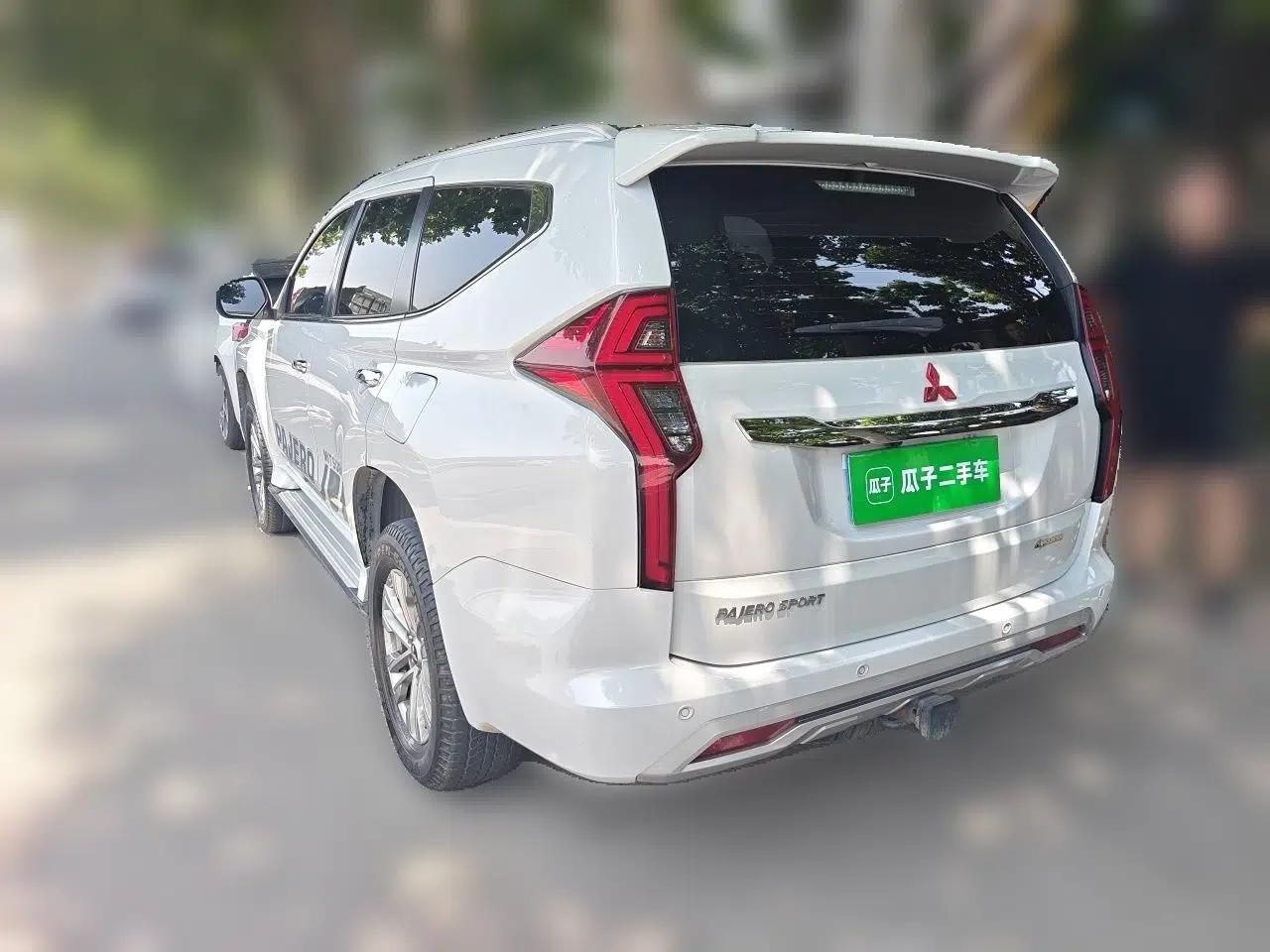 Mitsubishi Pajero Sport Pajero Pinin 3.0 Gasoline Automatic 7-Seater — миниатюра 4
