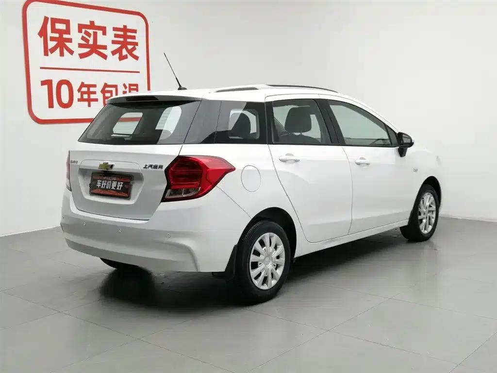 Chevrolet Aveo RV 2016 1.5L Manual Comfort Edition — миниатюра 2
