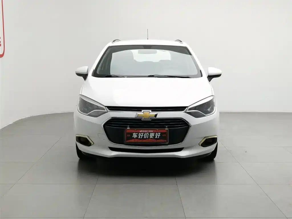 Chevrolet Aveo RV 2016 1.5L Manual Comfort Edition — миниатюра 3