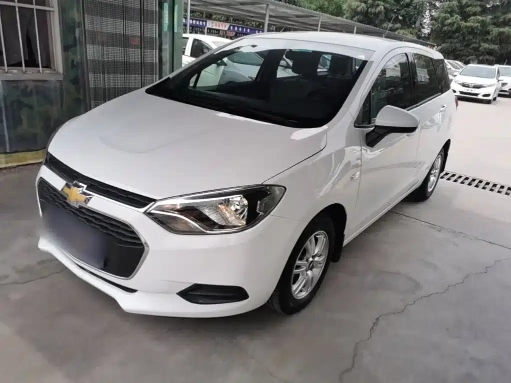 Chevrolet Aveo RV 2016 1.5L Automatic Comfortline Edition — миниатюра 2