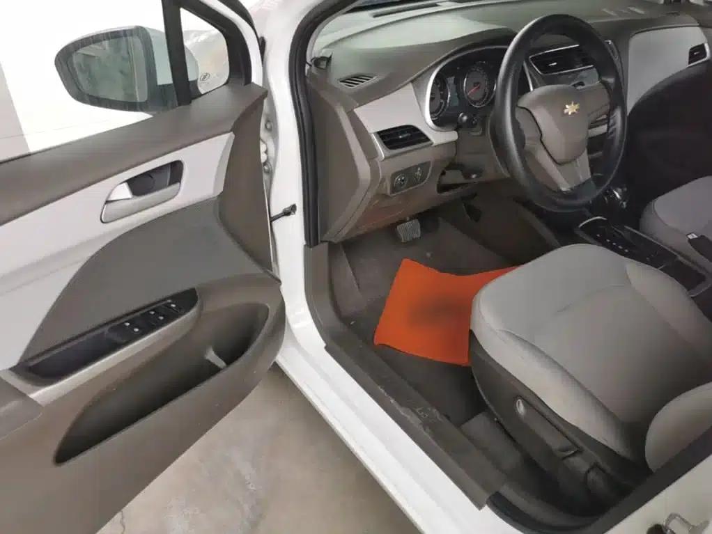 Chevrolet Aveo RV 2016 1.5L Automatic Comfortline Edition — миниатюра 16