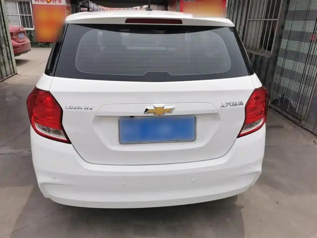 Chevrolet Aveo RV 2016 1.5L Automatic Comfortline Edition — миниатюра 6