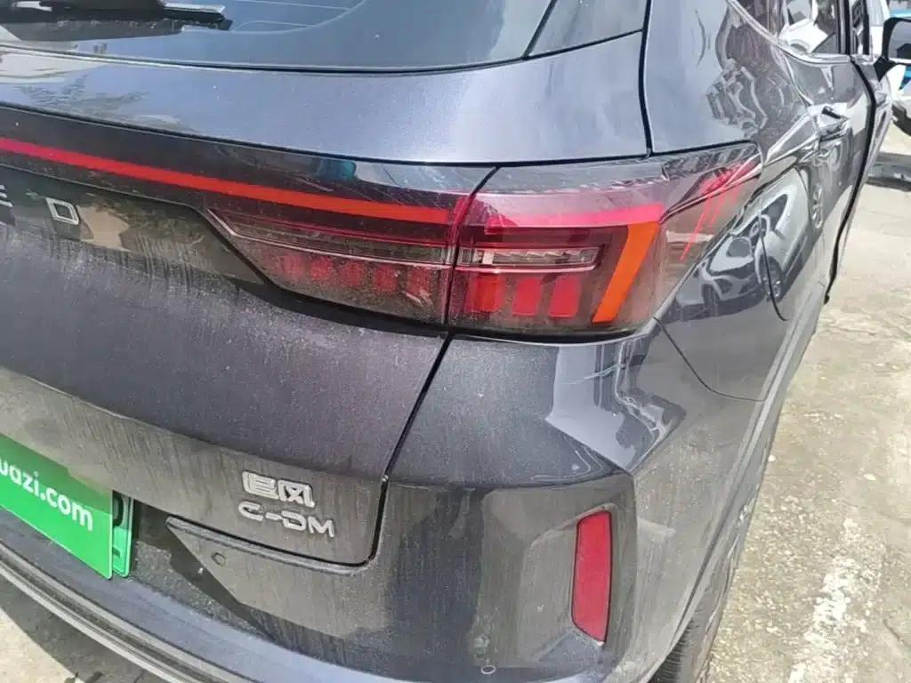 Exeed C-DM 2024 C-DM 1.5TCI 105KM Land Cruiser Edition — миниатюра 8