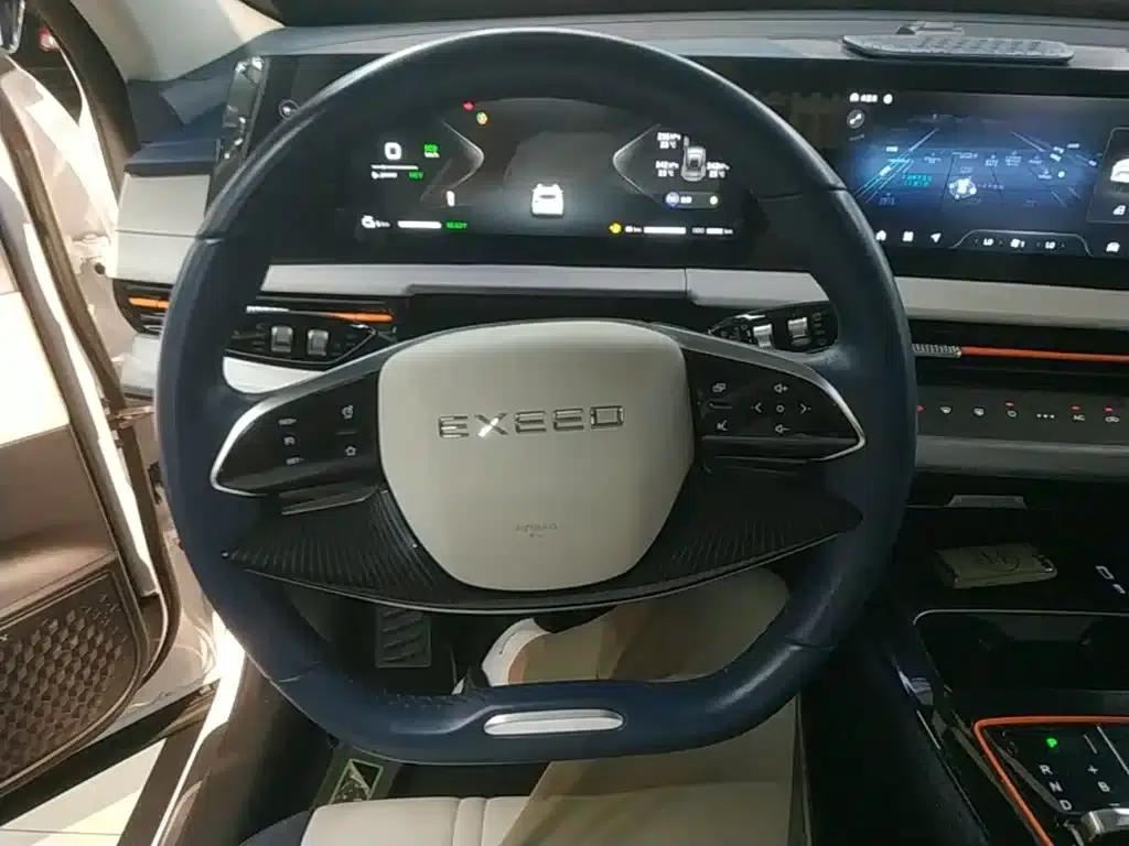 Exeed C-DM 2023 1.5TCI-DHT 80KM Wind Chaser Edition — миниатюра 11