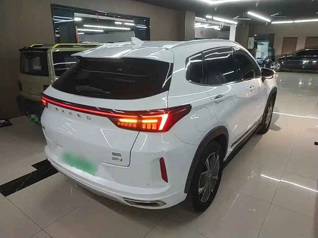 Exeed C-DM 2023 1.5TCI-DHT 80KM Wind Chaser Edition — миниатюра 7