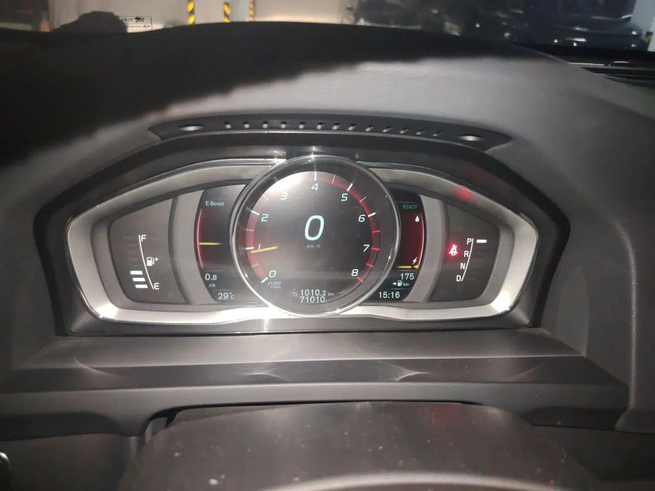 Volvo S60 New Energy 2015 S60L E-Drive Hybrid T6 Smart Drive Edition — миниатюра 11