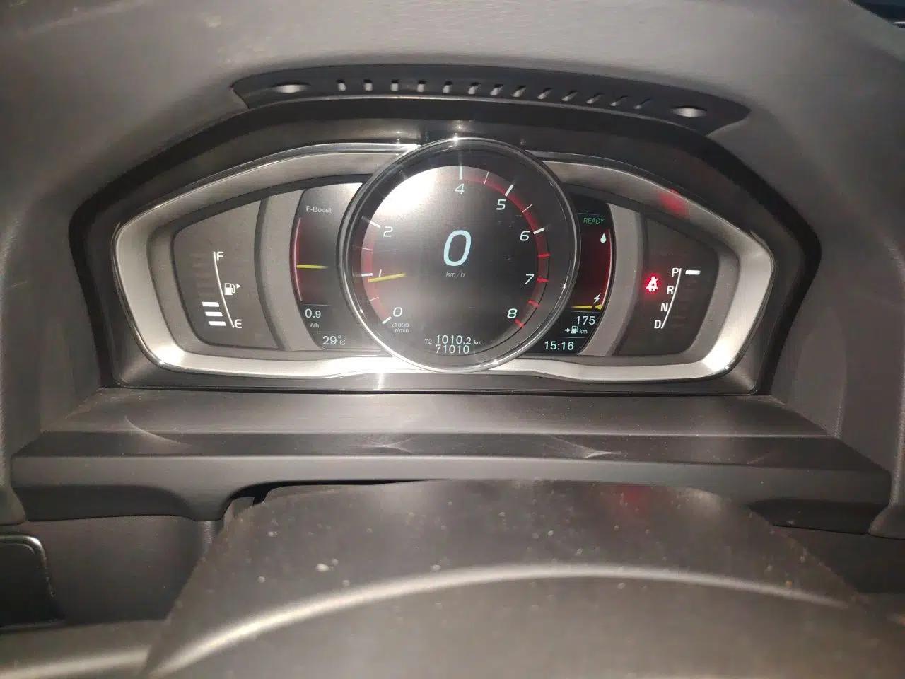 Volvo S60 New Energy 2015 S60L E-Drive Hybrid T6 Smart Drive Edition — миниатюра 12
