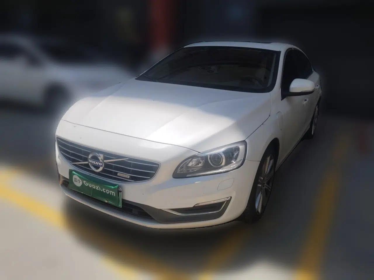 Volvo S60 New Energy 2015 S60L E-Drive Hybrid T6 Smart Drive Edition — миниатюра 1