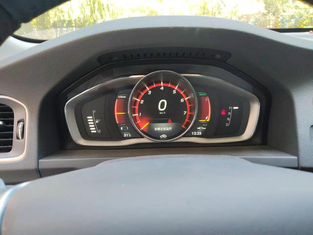 Volvo S60 New Energy 2015 S60L E-Drive Hybrid T6 Smart Drive Edition — миниатюра 11