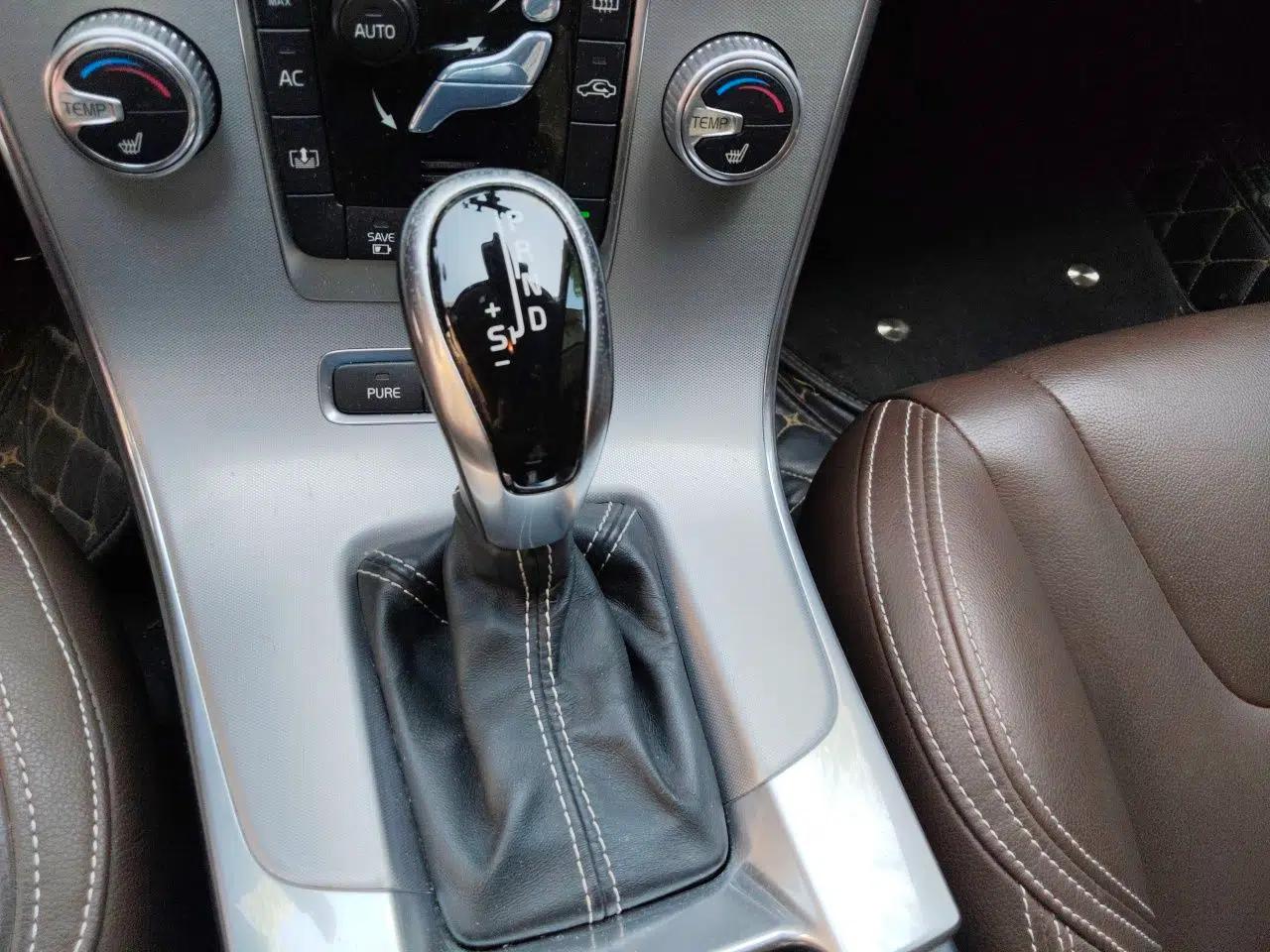 Volvo S60 New Energy 2015 S60L E-Drive Hybrid T6 Smart Drive Edition — миниатюра 14