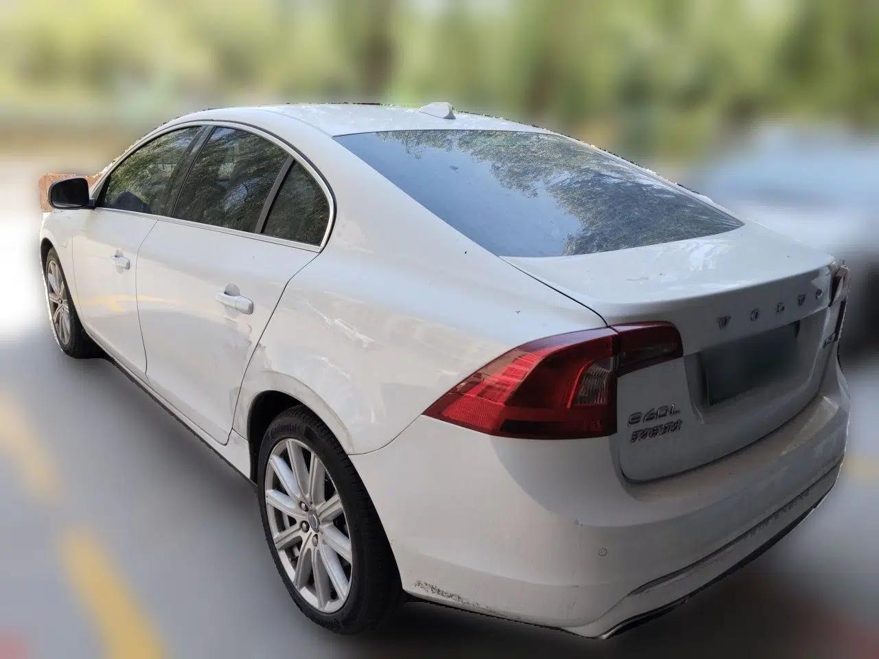 Volvo S60 New Energy 2015 S60L E-Drive Hybrid T6 Smart Drive Edition — миниатюра 4