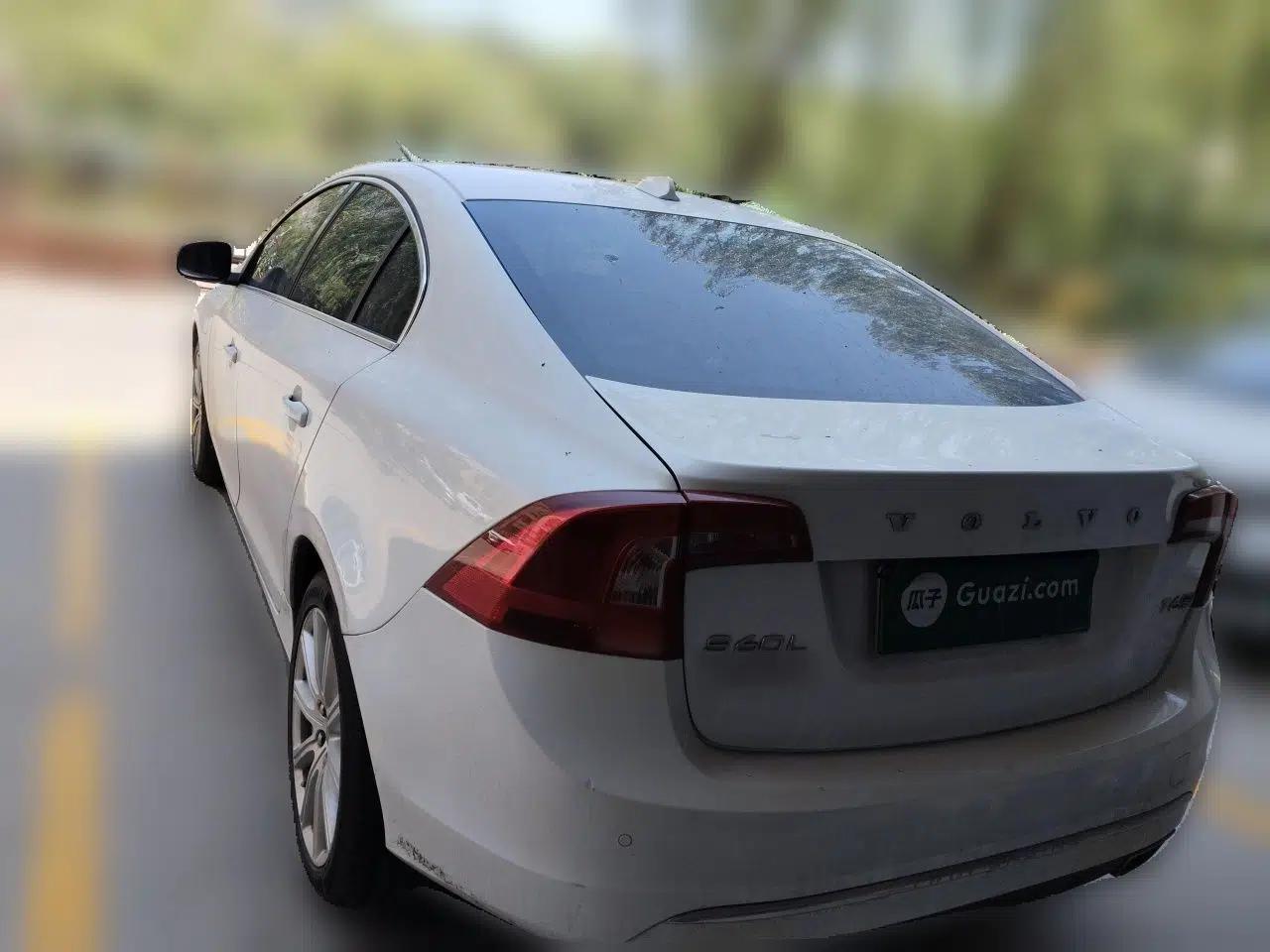 Volvo S60 New Energy 2015 S60L E-Drive Hybrid T6 Smart Drive Edition — миниатюра 5
