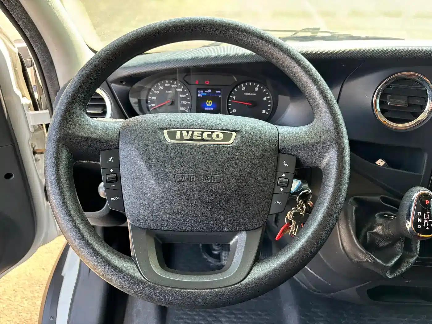 Iveco Daily 2021 3.0T Automatic Professional Chassis 6-ton Extended Wheelbase Double Cab Chassis F1C — миниатюра 21