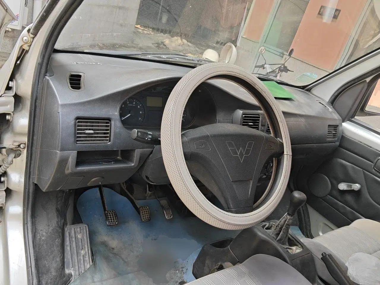Wuling Rongguang Small Truck 2012 1.2L Single-Row Basic Version LAQ — миниатюра 9