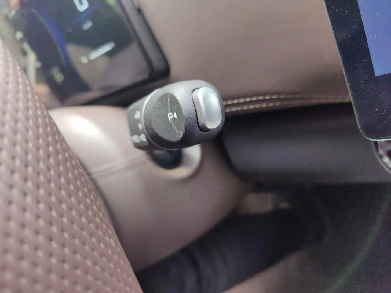 Wuling Starlight 730 2025 Model Plug-in Hybrid 125km Luxury Edition — миниатюра 14