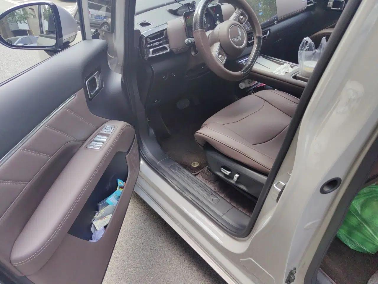 Wuling Starlight 730 2025 Model Plug-in Hybrid 125km Luxury Edition — миниатюра 16