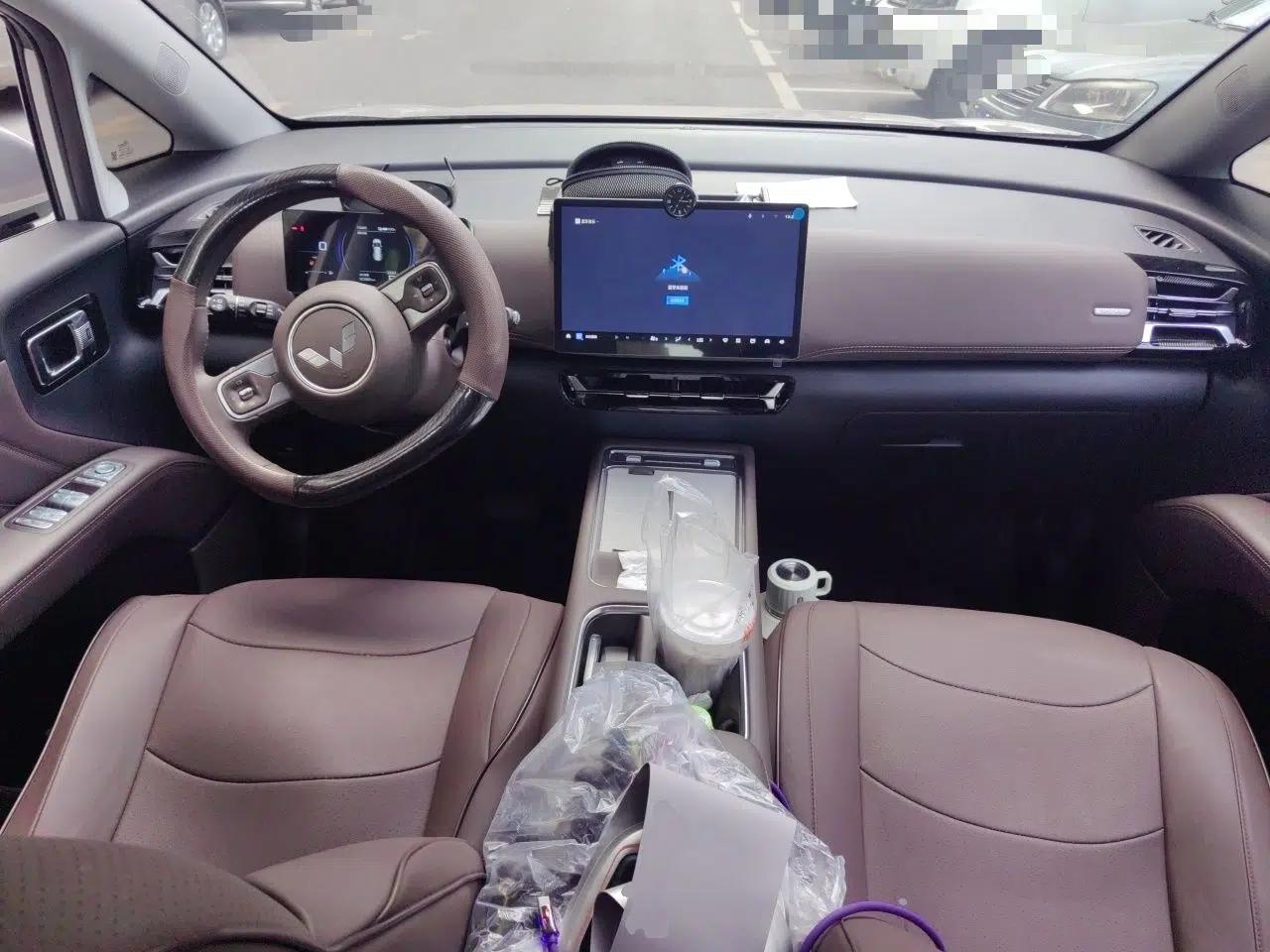 Wuling Starlight 730 2025 Model Plug-in Hybrid 125km Luxury Edition — миниатюра 9