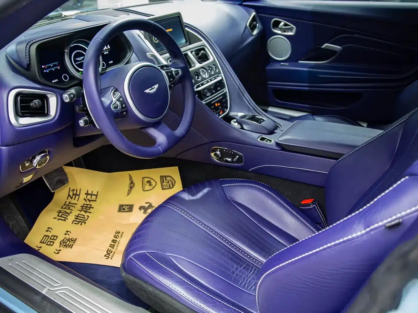 Aston Martin DB11 2019 4.0T V8 Coupe — миниатюра 4